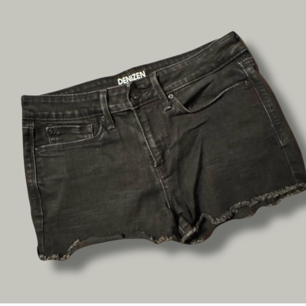 Juniors Levi’s Black Shorts
